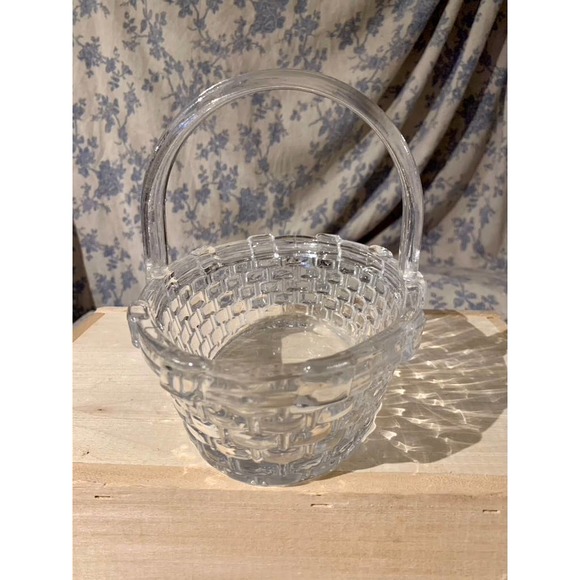 Clear Glass Basket - Perfect for Spring or Easter! - Picture 2 of 10